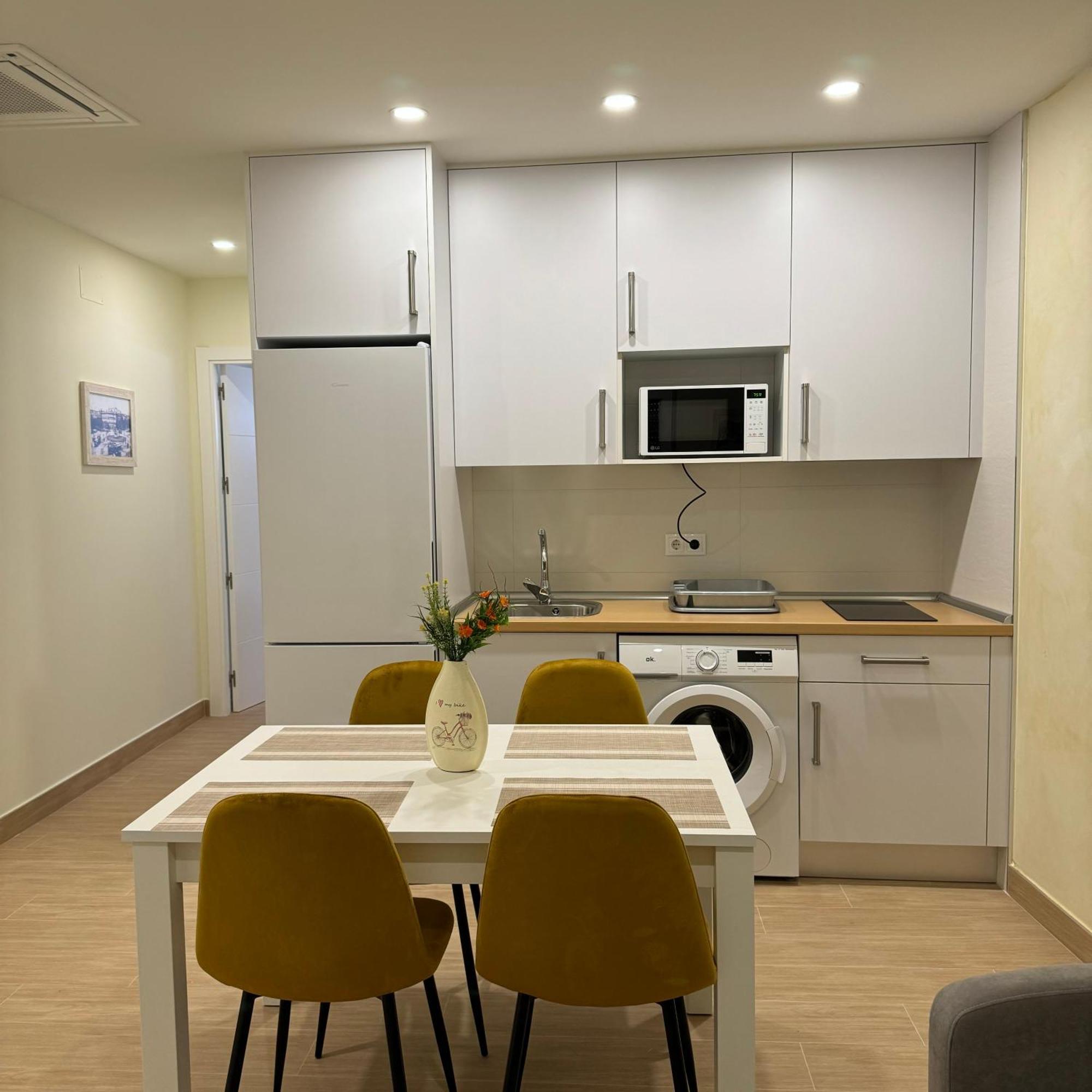 Jardines - Apartamentos & Estudio Ciempozuelos Kültér fotó